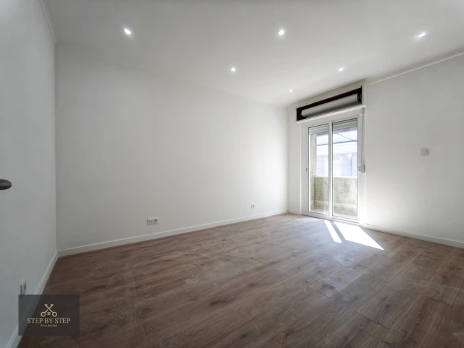 Apartamento T3 para Venda em Venteira Foto 10