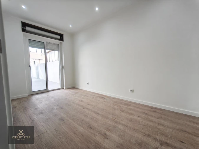 Apartamento T3 para Venda em Venteira Foto 7