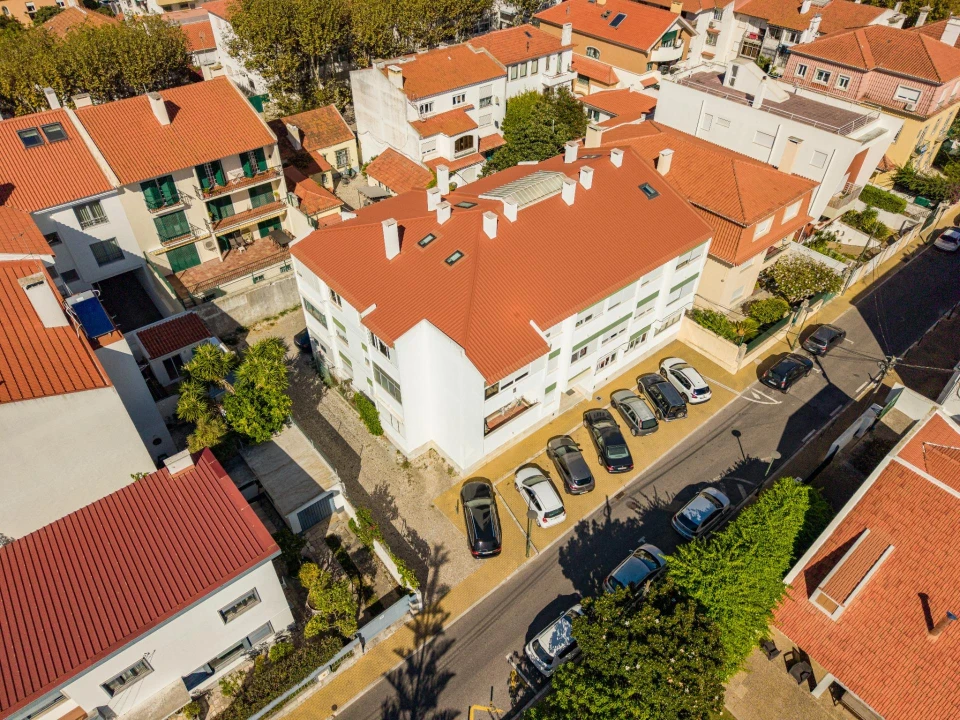 Apartamento T1 para Venda em Carcavelos e Parede Foto 19