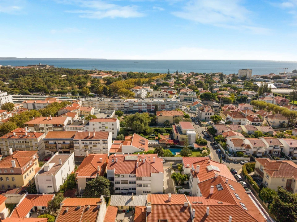 Apartamento T1 para Venda em Carcavelos e Parede Foto 20