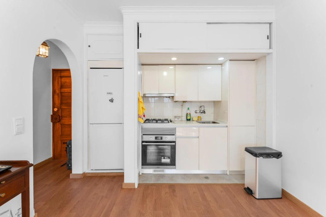 Apartamento T1 para Venda em Carcavelos e Parede Foto 6