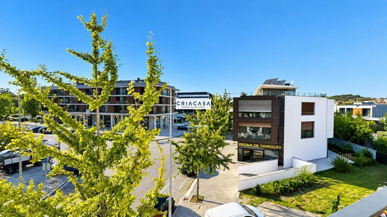 Apartamento T5 para Venda em Viseu Foto 27