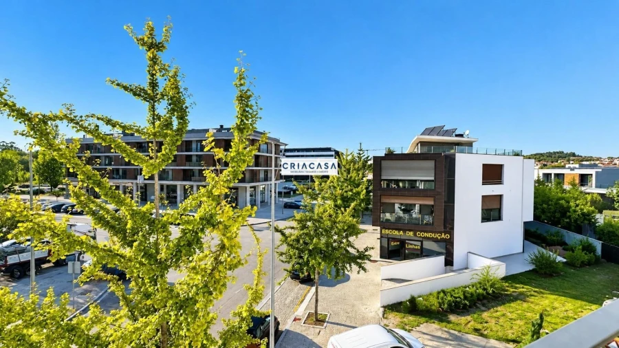 Apartamento T5 para Venda em Viseu Foto 27