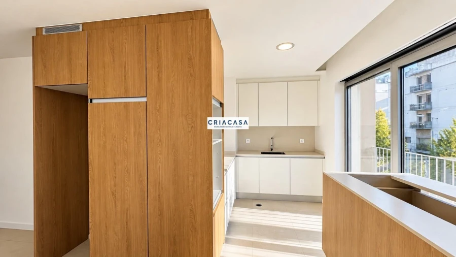 Apartamento T5 para Venda em Viseu Foto 6
