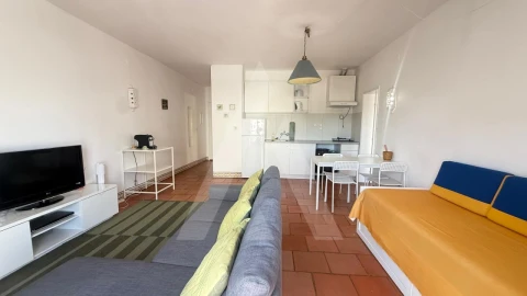 Apartamento T1 para Venda em Albufeira e Olhos de Água