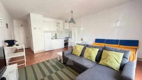 Apartamento T1 para Venda em Albufeira e Olhos de Água