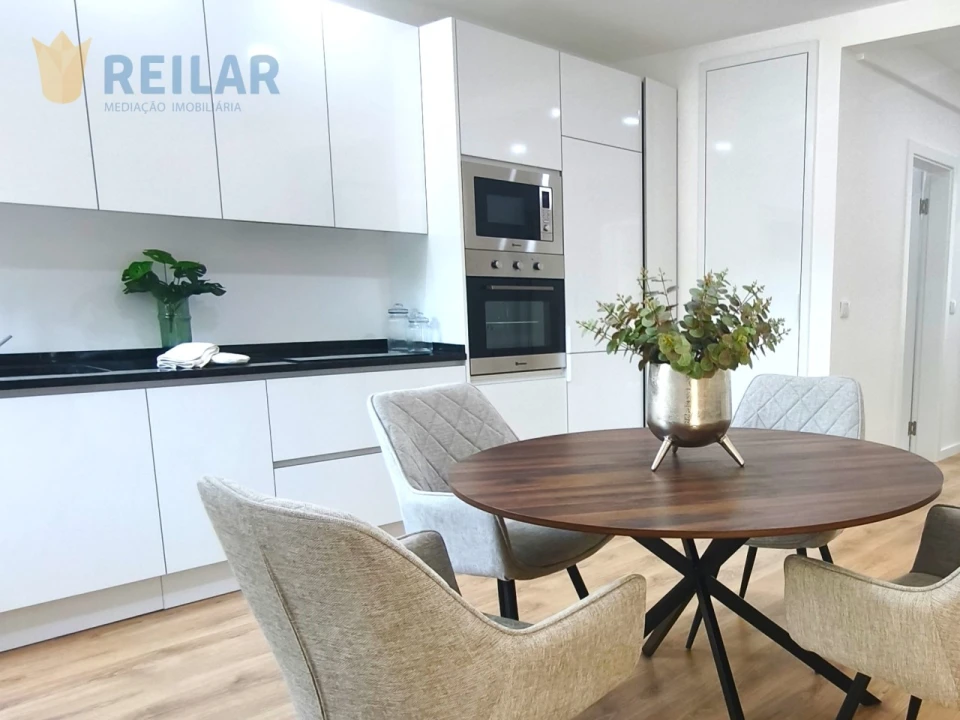 Apartamento T3 para Venda em Benfica Foto 1