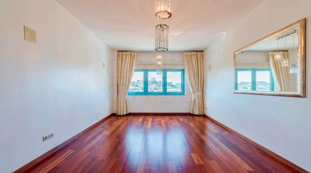Apartamento T4 para Venda em União das Freguesias de Setúbal Foto 12