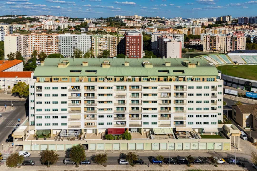 Apartamento T4 para Venda em União das Freguesias de Setúbal Foto 1