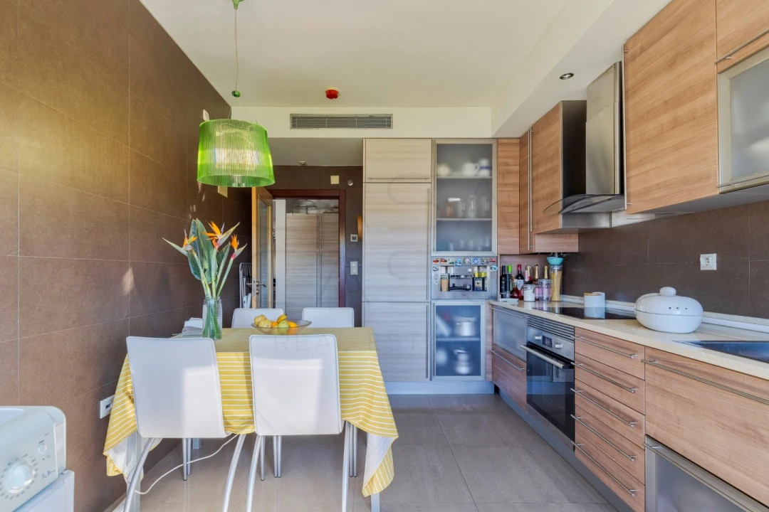 Apartamento T4 para Venda em União das Freguesias de Setúbal Foto 14
