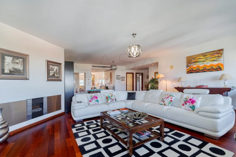 Apartamento T4 para Venda em União das Freguesias de Setúbal Foto 5