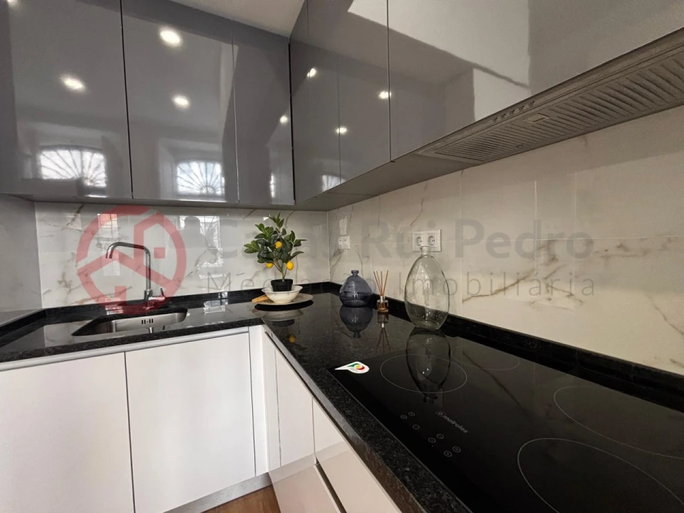 Apartamento T2 para Venda em São Vicente Foto 5