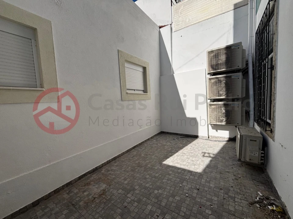 Apartamento T2 para Venda em São Vicente Foto 19