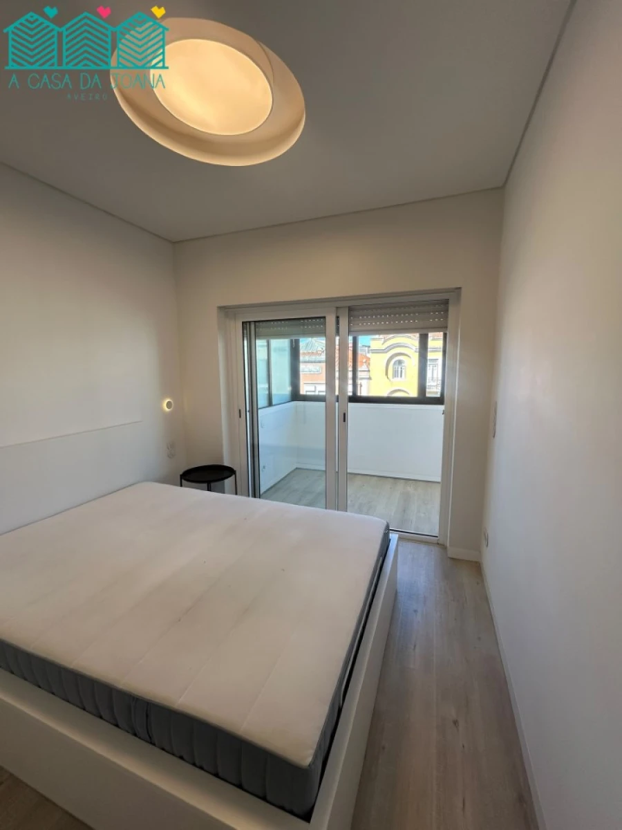 Apartamento T1 para Arrendamento em Avenidas Novas Foto 4