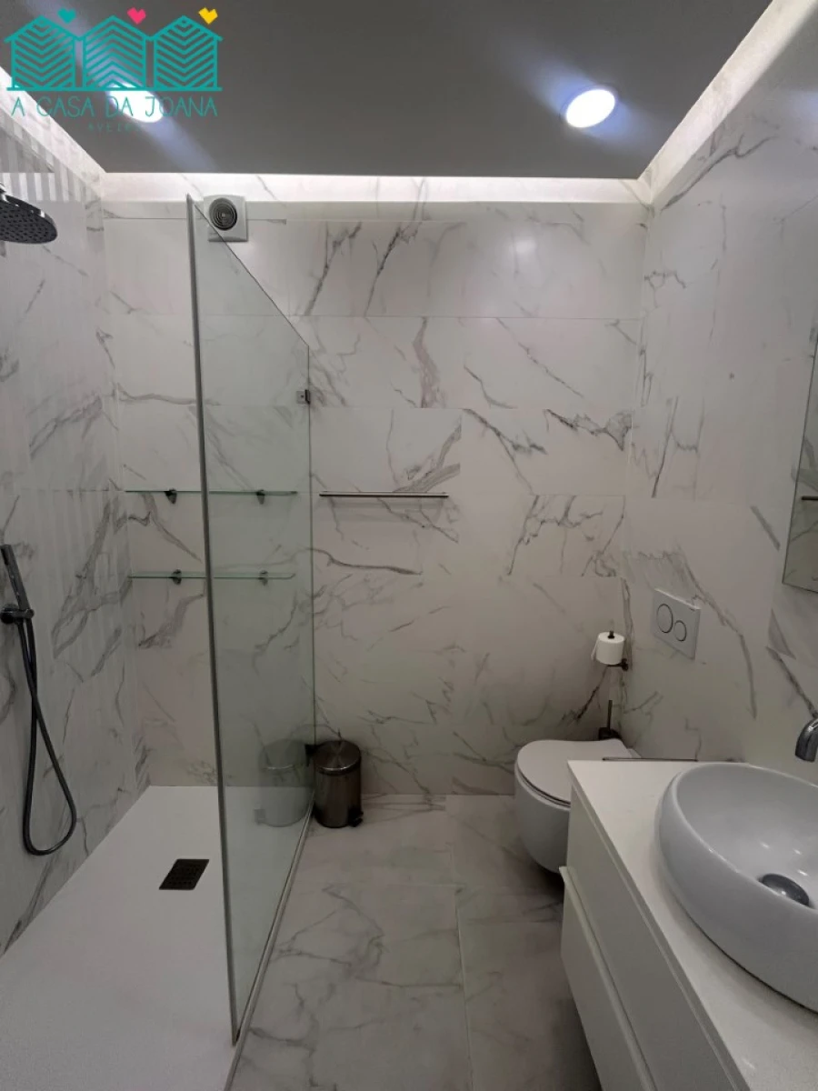 Apartamento T1 para Arrendamento em Avenidas Novas Foto 6