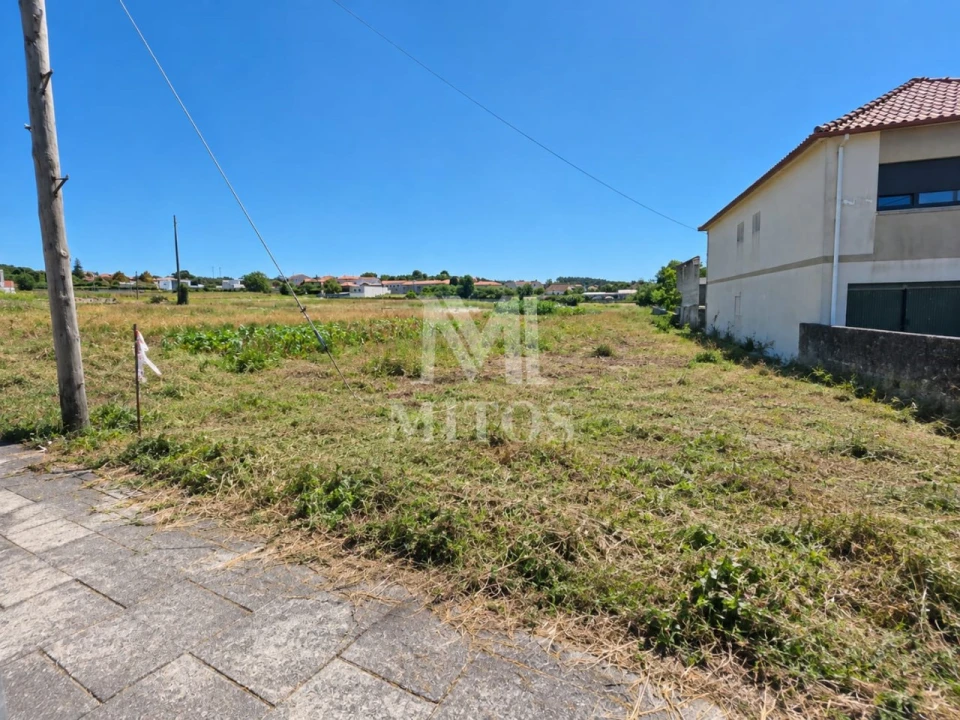 Moradia T3 para Venda em Vila Nova de Anha Foto 14