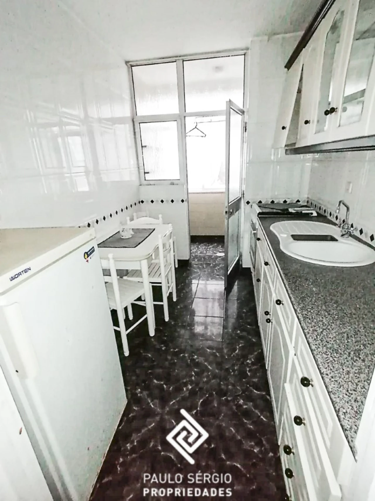 Apartamento T3 para Arrendamento em Espinho Foto 6
