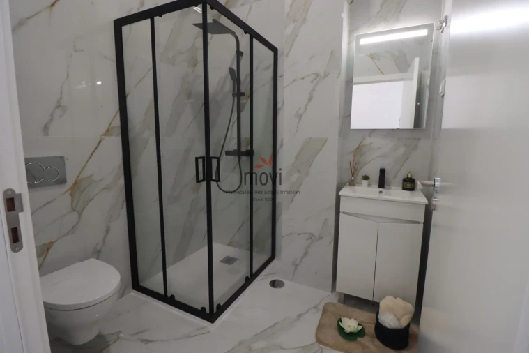 Apartamento T2 para Venda em São Vicente Foto 6