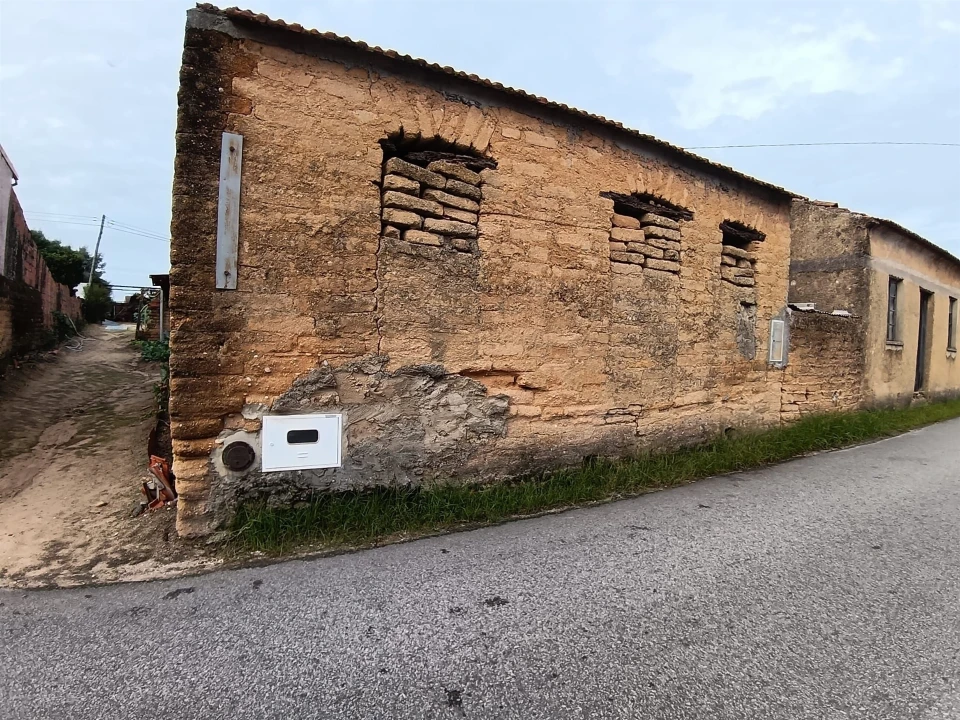 Moradia T1 para Venda em Oliveira do Bairro Foto 13