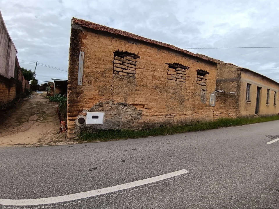 Moradia T1 para Venda em Oliveira do Bairro Foto 7