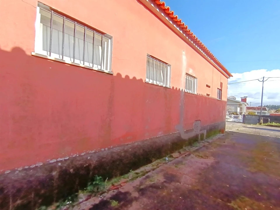 Negócio para Venda em Febres Foto 15