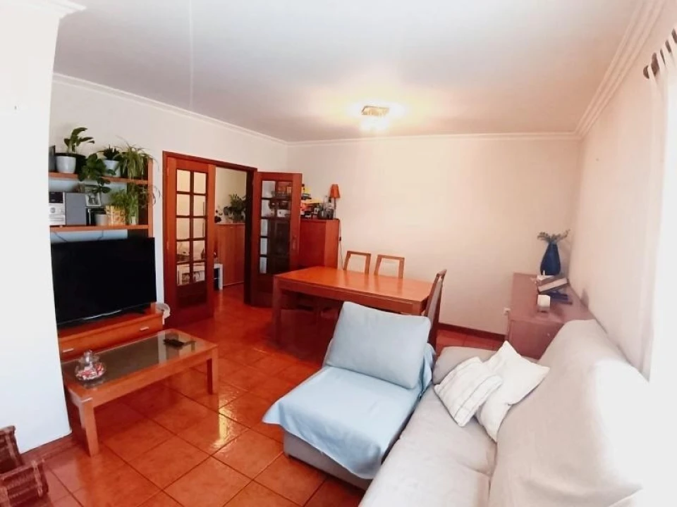 Apartamento T2 para Venda em Eixo e Eirol Foto 2