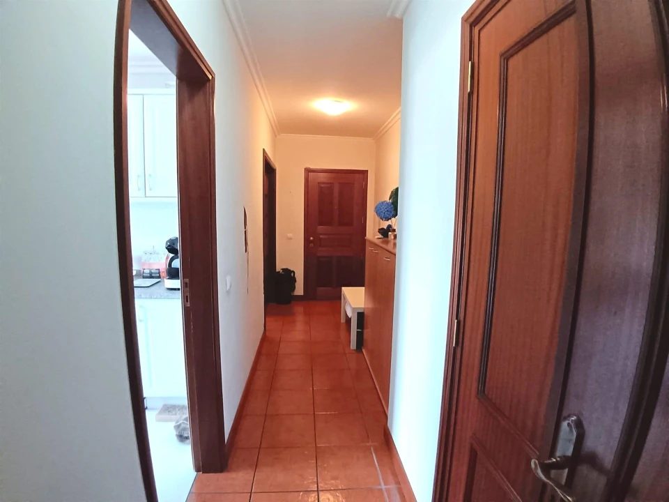 Apartamento T2 para Venda em Eixo e Eirol Foto 29