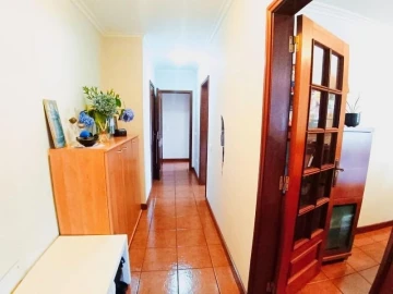 Apartamento T2 para Venda em Eixo e Eirol