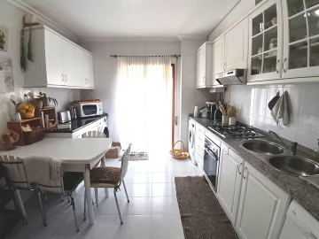 Apartamento T2 para Venda em Eixo e Eirol
