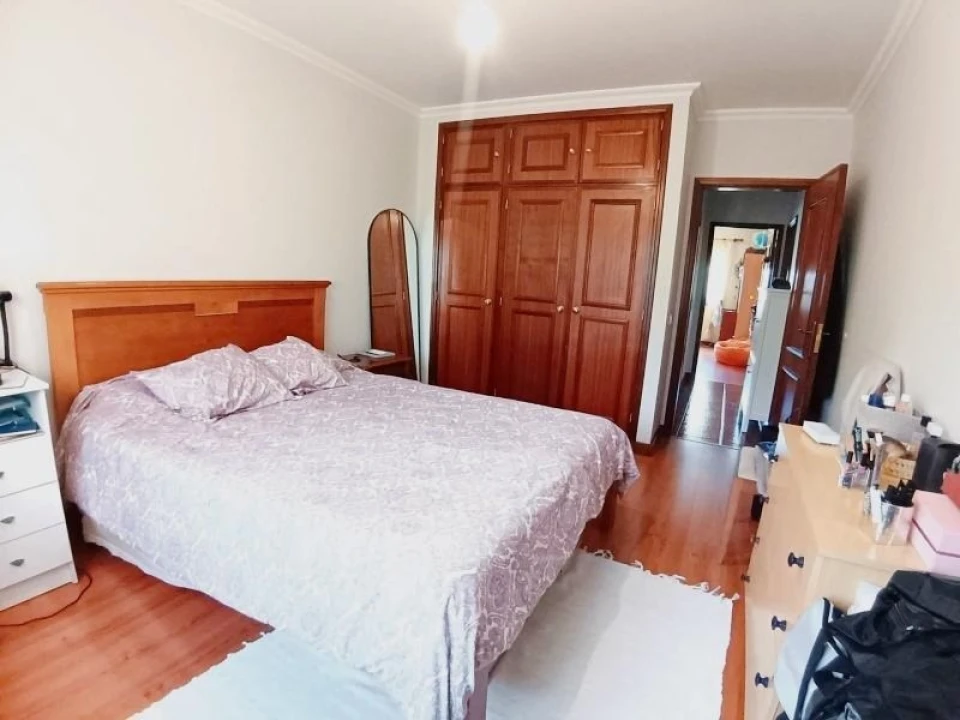 Apartamento T2 para Venda em Eixo e Eirol Foto 5
