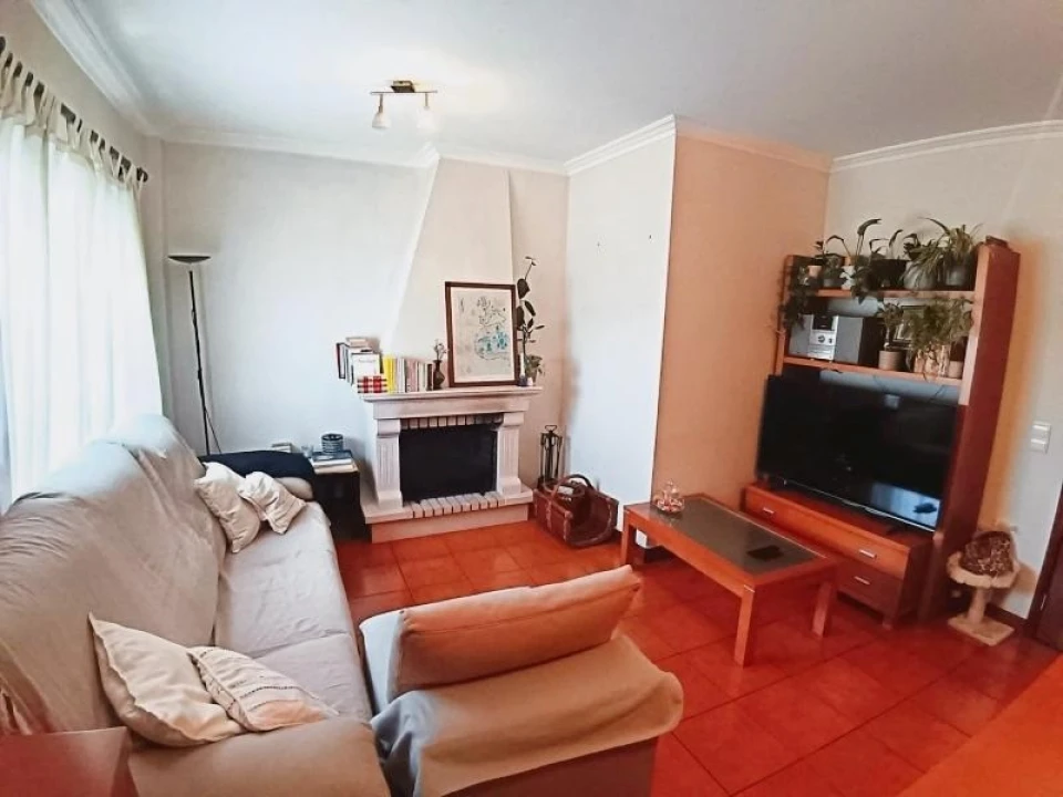 Apartamento T2 para Venda em Eixo e Eirol Foto 16