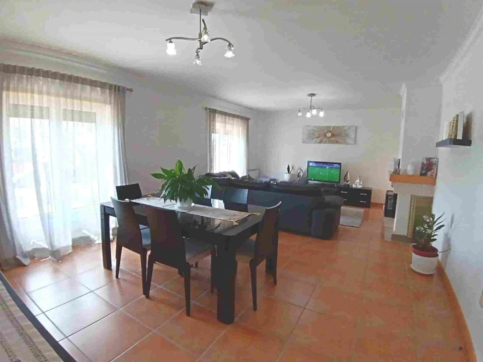 Moradia T4 para Venda em Vagos e Santo António Foto 3