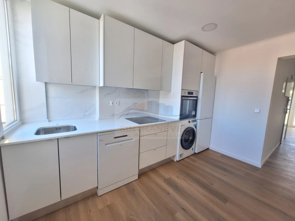 Apartamento T2 para Venda em Falagueira-Venda Nova Foto 6