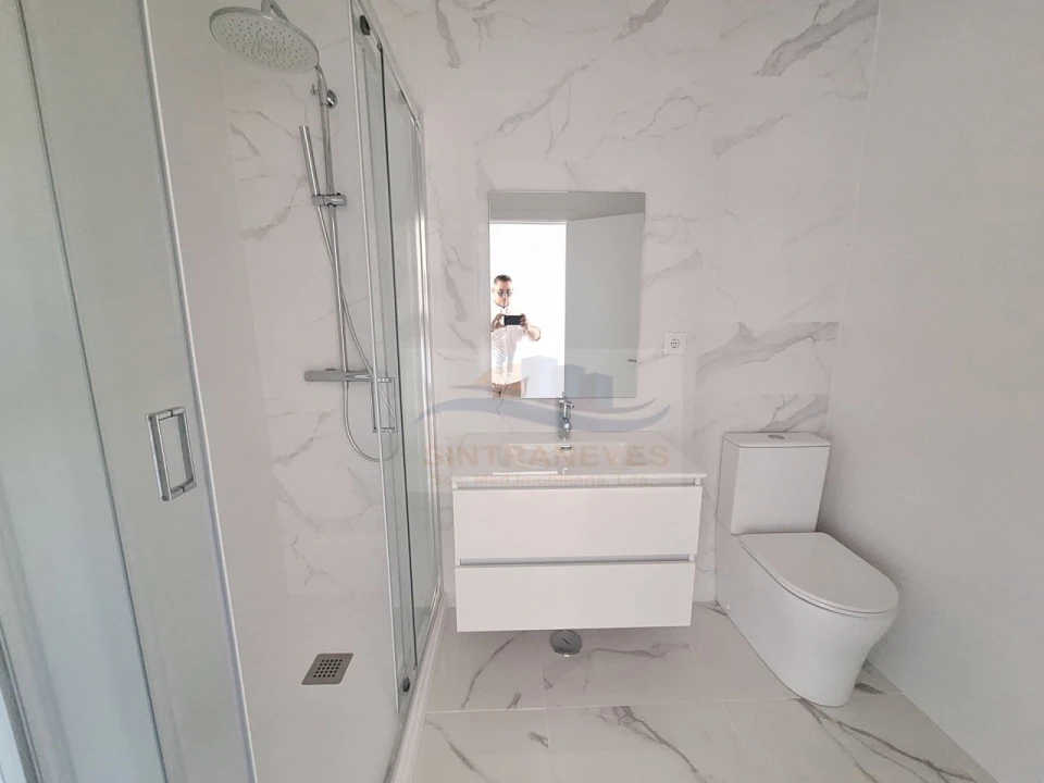 Apartamento T2 para Venda em Falagueira-Venda Nova Foto 13