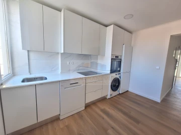 Apartamento T2 para Venda em Falagueira-Venda Nova
