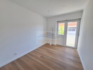 Apartamento T2 para Venda em Falagueira-Venda Nova