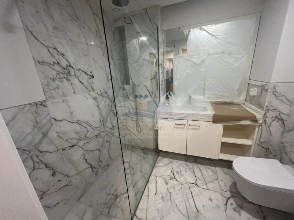Apartamento T3 para Venda em Alvalade Foto 15