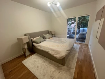 Apartamento T3 para Venda em Alvalade