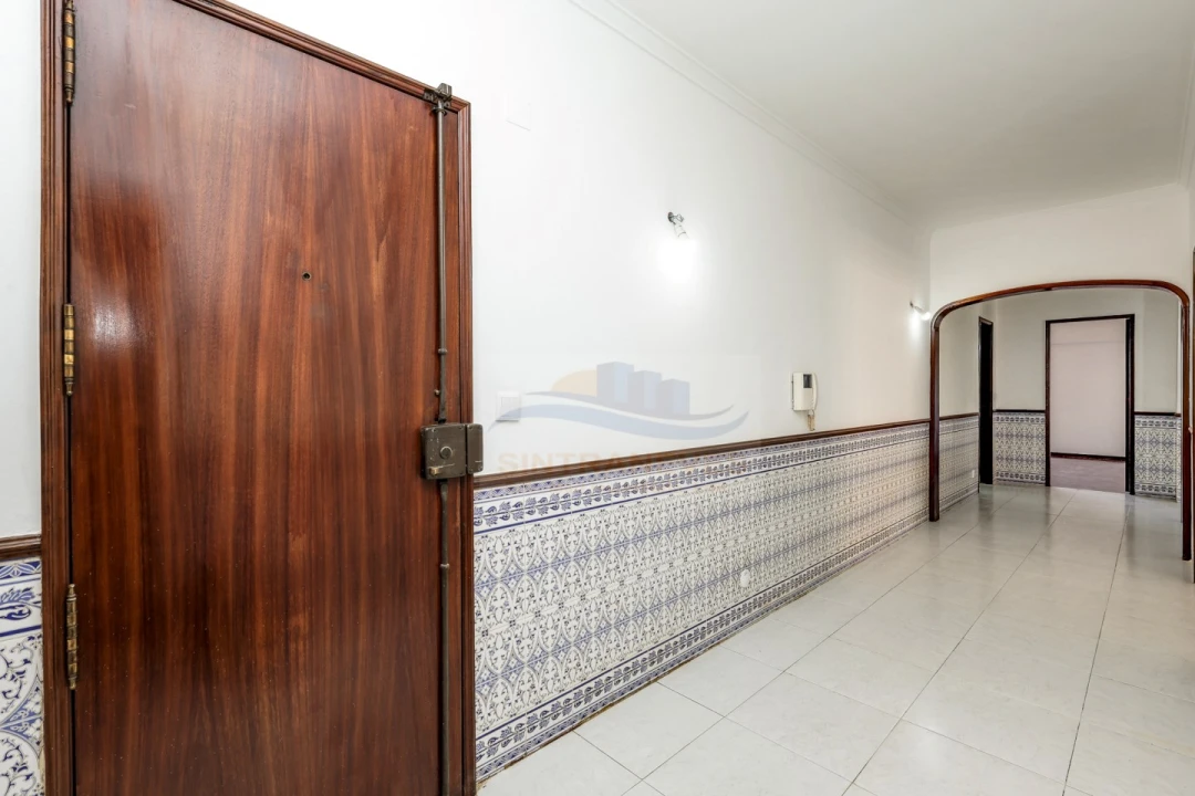 Apartamento T3 para Venda em Massamá e Monte Abraão Foto 6