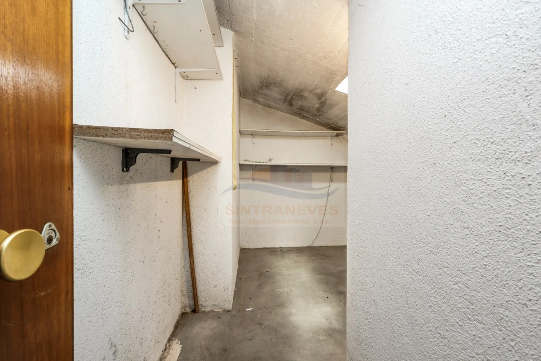 Apartamento T3 para Venda em Massamá e Monte Abraão Foto 26
