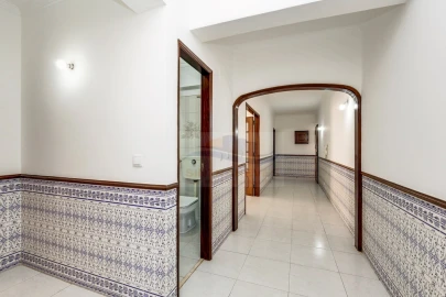 Apartamento T3 para Venda em Massamá e Monte Abraão