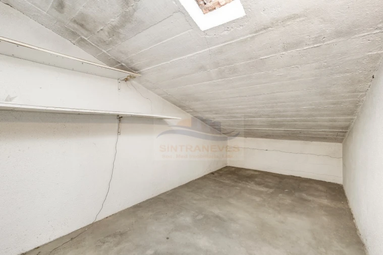 Apartamento T3 para Venda em Massamá e Monte Abraão Foto 25