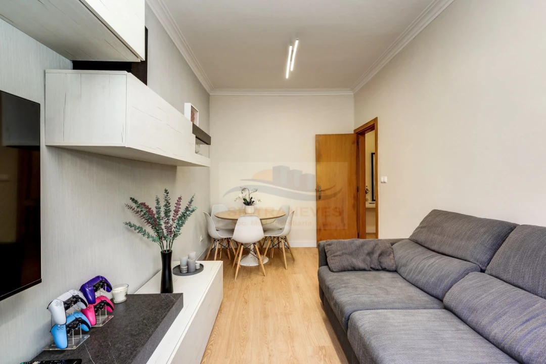 Apartamento T2 para Venda em Mina de Água Foto 5