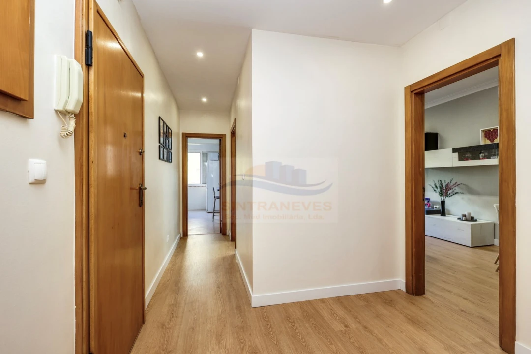 Apartamento T2 para Venda em Mina de Água Foto 8