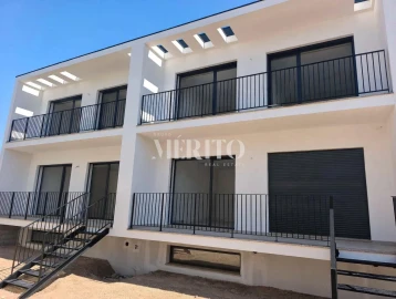 Moradia T3 para Venda em Merelim (São Pedro) e Frossos