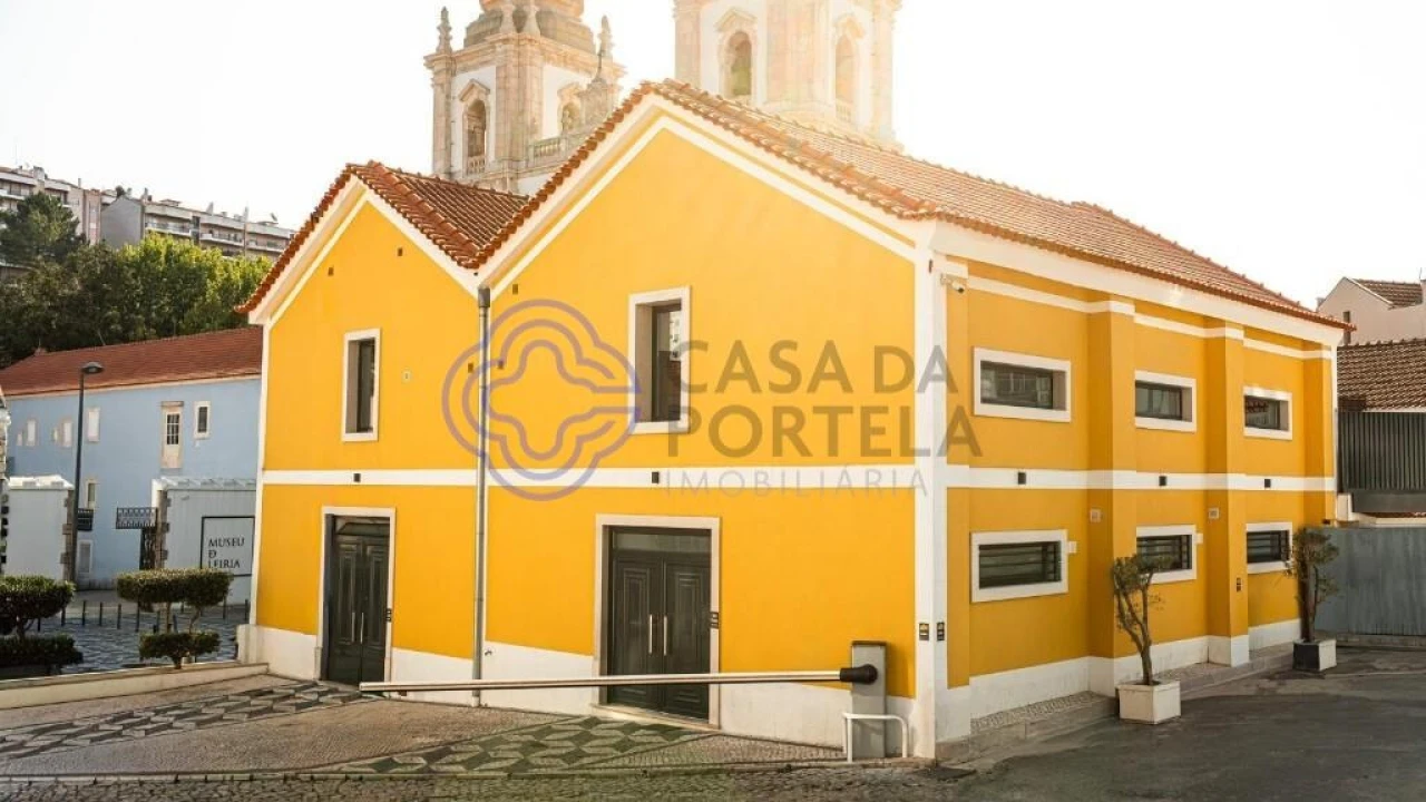Prédio para Venda em Leiria, Pousos, Barreira e Cortes Foto 4