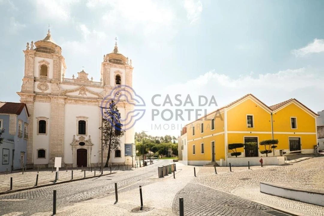 Prédio para Venda em Leiria, Pousos, Barreira e Cortes Foto 2