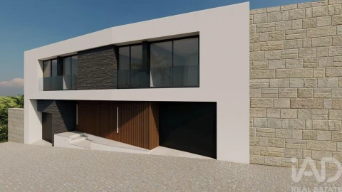 Moradia T3 para Venda em Palmeira de Faro e Curvos