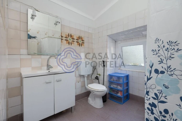 Moradia T2 para Venda em Peral Foto 11