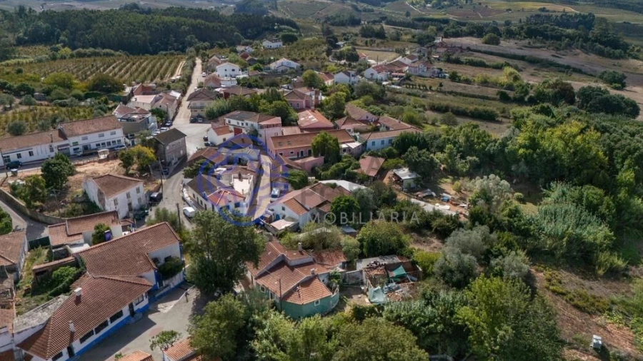 Moradia T2 para Venda em Peral